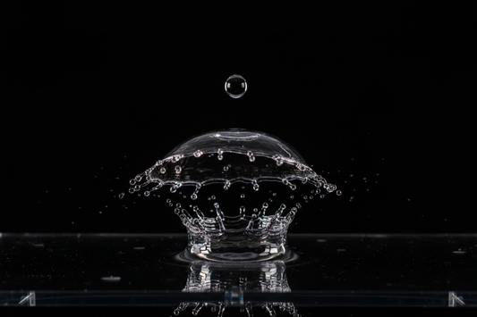 Mastering the Art of Water Photography: Capturing Drops, Splashes, and Crown Effects with Precision